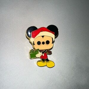 Disney Loungefly Funko Pop CHRISTMAS MICKEY Santa Claus Hat 90th Collection Pin